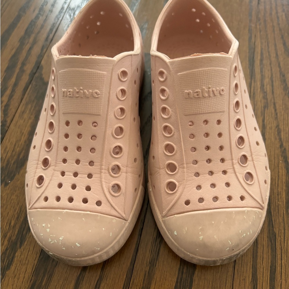 Native size 9